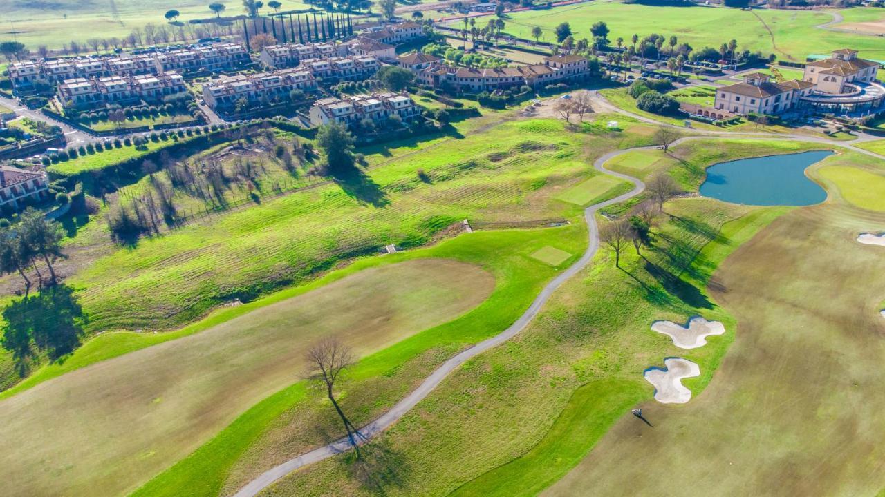 Carpediem Roma Golf Club Marco Simone Extérieur photo